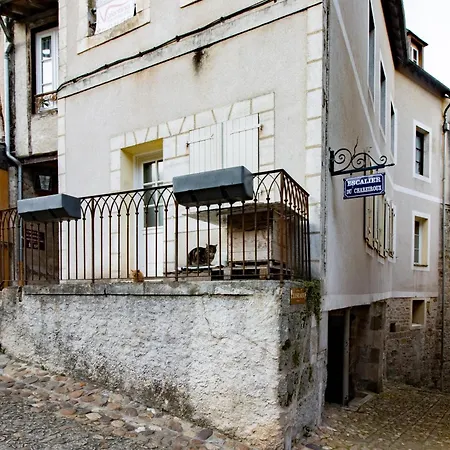 Сasa de vacaciones Maison Dans Le Centre Historique Terrasson