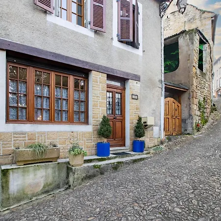 Maison Dans Le Centre Historique *