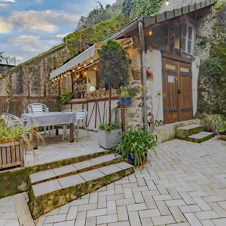 別荘 Maison Dans Le Centre Historique Terrasson