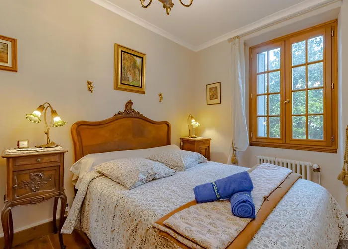 Ferienhaus Maison Dans Le Centre Historique