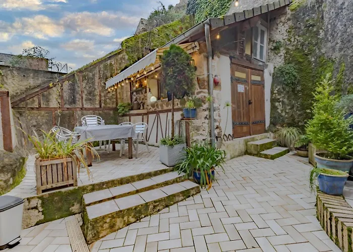 Ferienhaus Maison Dans Le Centre Historique Terrasson